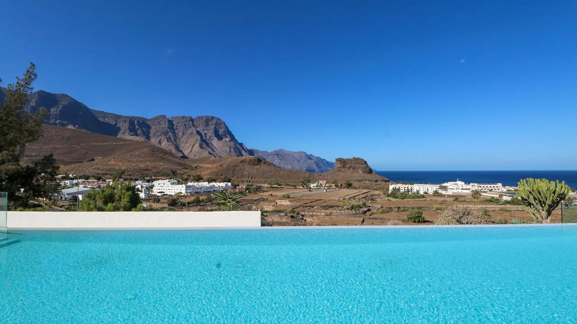 Agaete 2Br Coastal Retreat Apartment Spain